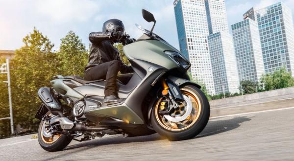 Yamaha TMAX 560 Tech Max